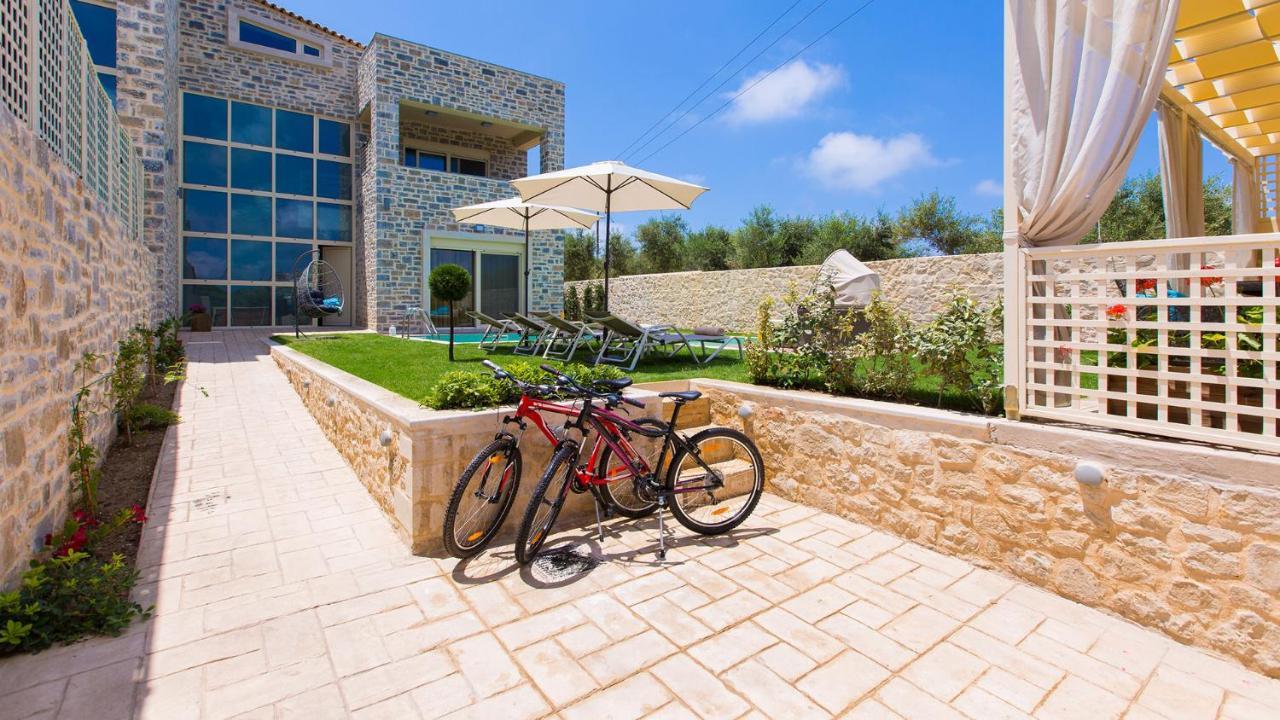 Blue Mare Villa Rethimno Magnisia ภายนอก รูปภาพ