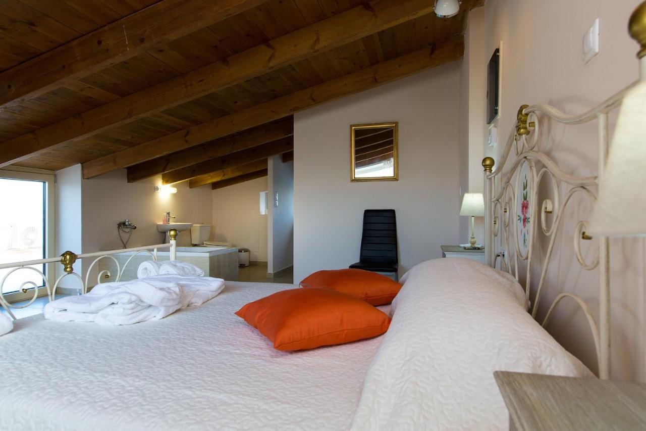 Blue Mare Villa Rethimno Magnisia ภายนอก รูปภาพ